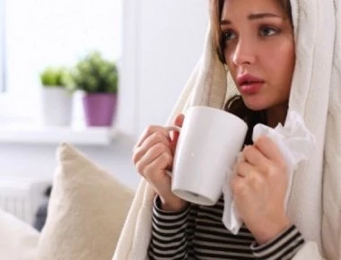 Τα «θαυματουργά» γιατροσόφια της γιαγιάς - 8 μυστικά για κρυολόγημα, πονόλαιμο κ.α.